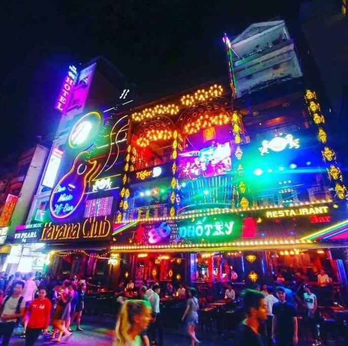 Saigonese Lifestyle - Near Ben Thanh Market Ho Chi Minh City Bagian luar foto