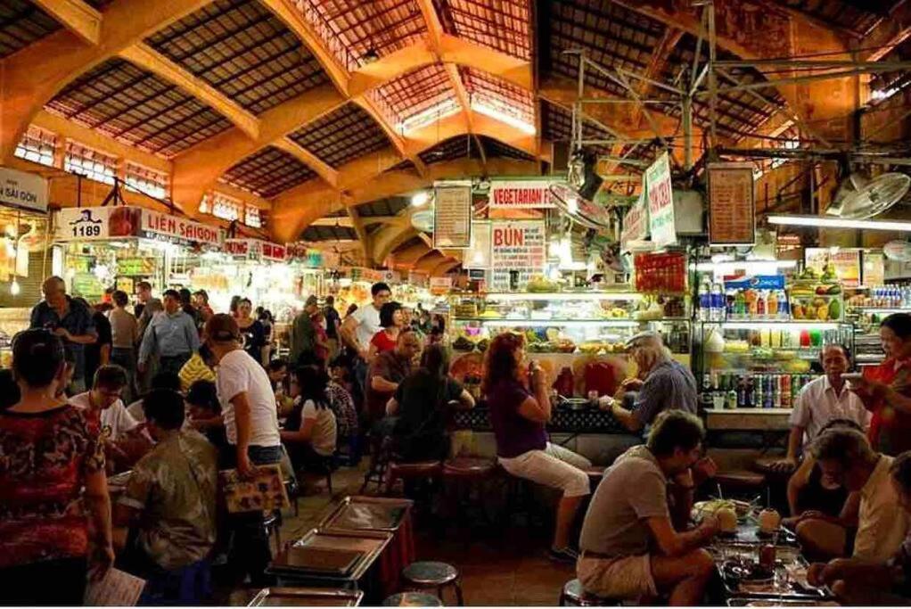 Saigonese Lifestyle - Near Ben Thanh Market Ho Chi Minh City Bagian luar foto