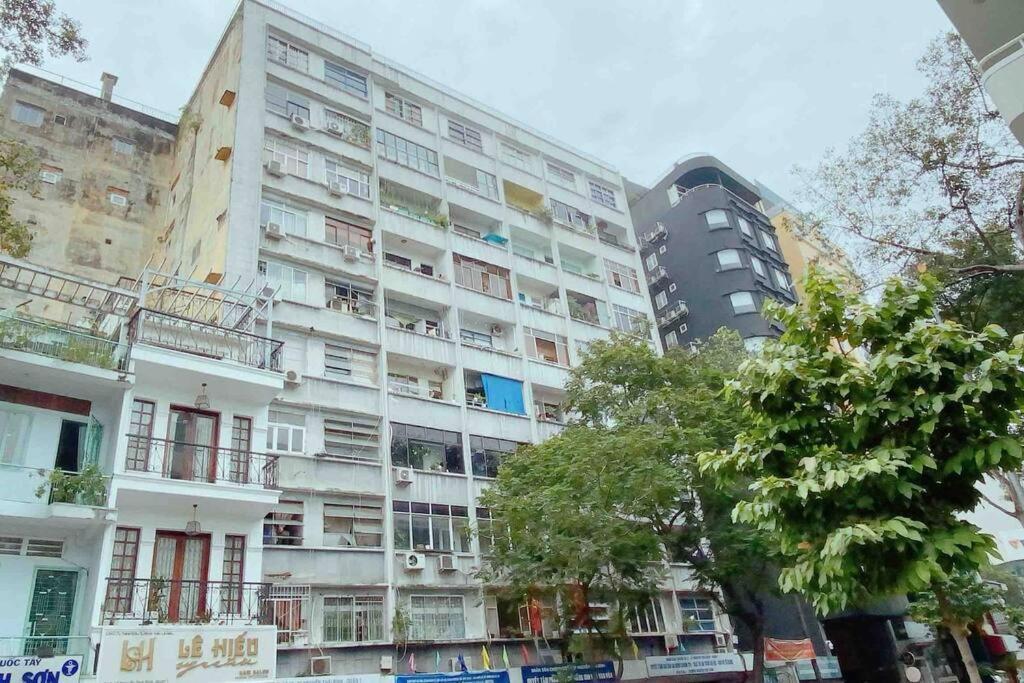 Saigonese Lifestyle - Near Ben Thanh Market Ho Chi Minh City Bagian luar foto
