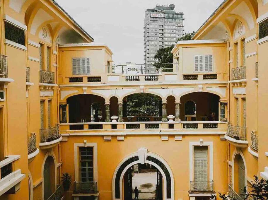 Saigonese Lifestyle - Near Ben Thanh Market Ho Chi Minh City Bagian luar foto